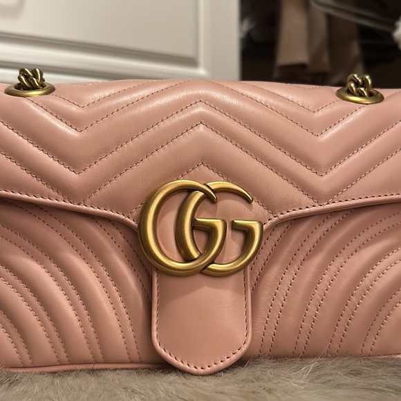 Gucci GG Pink Medium Marmont Shoulder Bag - Picture 2 of 7